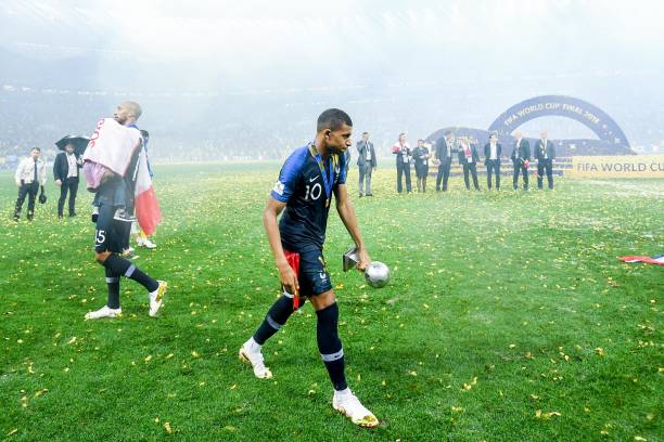 阿里纳斯曾 阿里纳斯曾